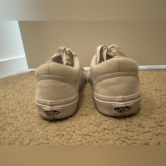 VANS canvas Old Skool True White 
Men’s size 6 women’s size 8 - Picture 2 of 5